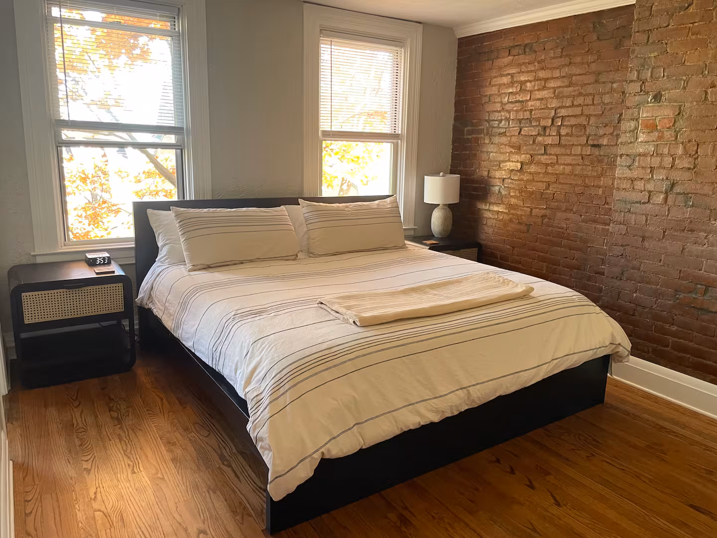 Deutschtown 2-Unit - Photo 4